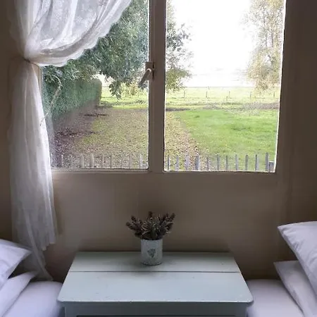 Pipowagen Overnachting Het Houten אתר קמפינג זאלטבומל